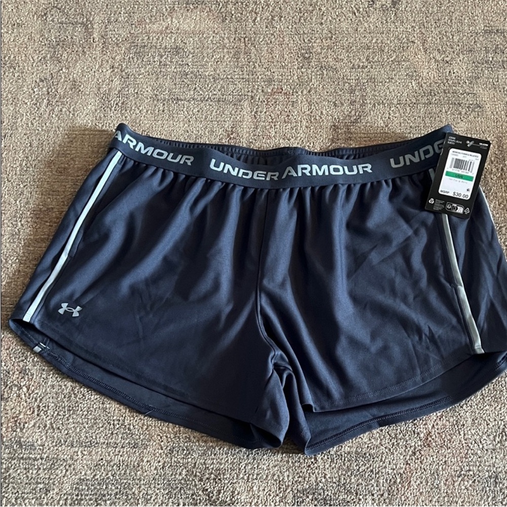 Under Armour Women's Large Shorts- NWT